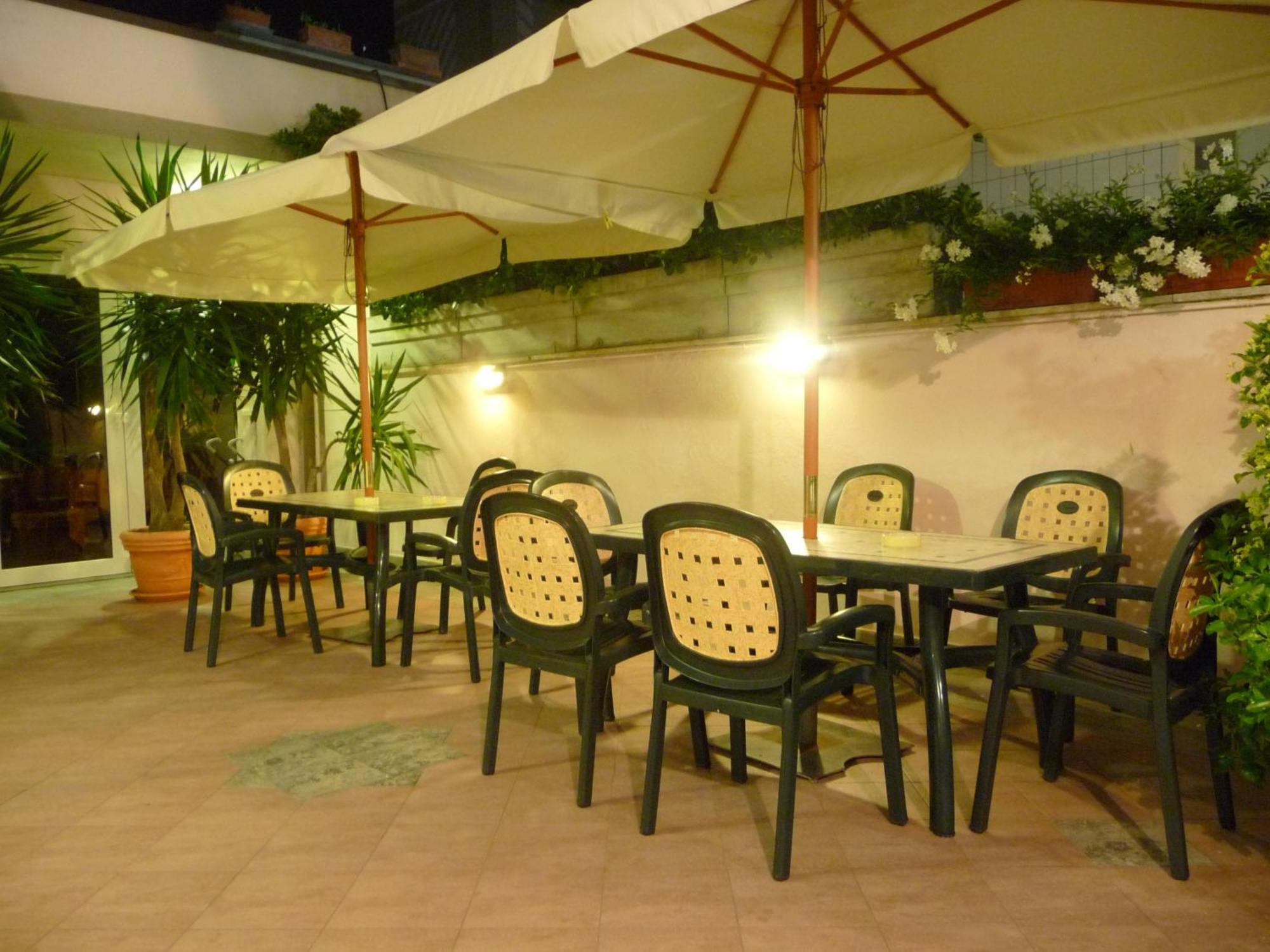 Hotel Prestige Lido di Camaiore Exterior foto